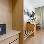 Daniya Hotel 3*