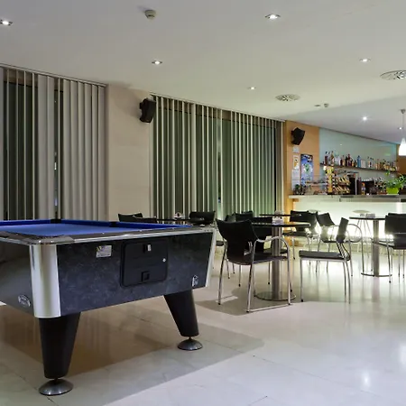Daniya Hotel 3*