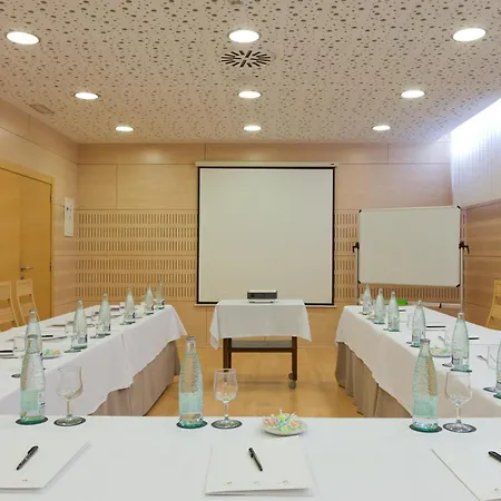 Daniya Hotel 3*