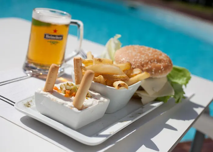 Daniya Ξενοδοχείο